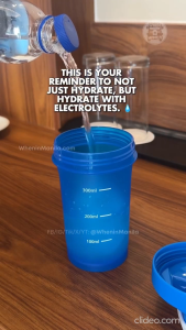 Pocari Sweat SHAKER Sports Cup Water Bottle Tumbler 300mL + 1 sachet Pocari Sweat Powder 13g