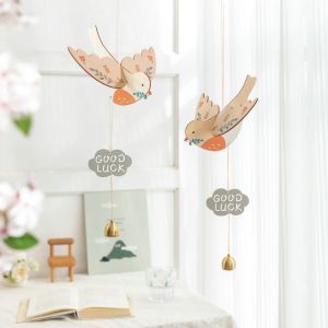 Hummingbird Lucky Wind Chimes Wooden Bird Bell Wind Chimes for Home Courtyard Wall Window Door Hanging Decor Birthday Gift