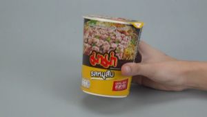 [LY LẺ] - MAMA - Mì Mama ly 4 vị: Tôm Tomyum Thịt Heo Bằm Vịt Tiềm Chay Rau Củ Mì ly Thái Lan ăn liền Mì ly Mama (60g/ly)