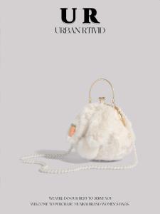 Ur Bag Accessible Luxury Womens Bag 2024 Fall and Winter New Arrival Trendy Niche Style Fancy Fur Bag Cute Style Messenger Bag