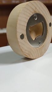 Newyorkbigsale ของฝาขวด เปิดให้ฝาขวด ฝาขวดแบบไม้ มีแม่เหล็ก ติดตู้เย็นได้