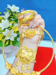 Bộ trang sức heo cưới chuẩn màu 24.k kem hộp nhung K258
