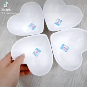 Chén Trái Tim Melamine Cao Cấp - CTT01 kích thước 11.2 x 9.7 x 4.5 cm