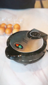 Belgian Waffle Maker with Temperature Control (Stainless Steel) WM-25