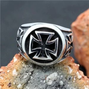 Cincin Retro Punk Gothic - Cincin Pria Independent Cross Ring