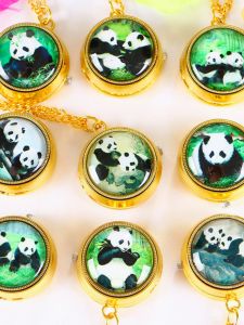 Cute Panda Pocket Watch Retro Flip Rotatable Necklace Pocket Watch Kids Primary School Student Boys and Girls Cartoon Watch
