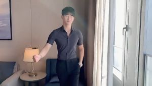 Kemeja Pria Distro Dewasa Elastic Shirt Lengan Pendek Slim Fit Putih Polos Ukuran S M L XL