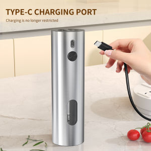 USB Rechargeable Automatic Pepper Grinder Salt And Pepper Mill Adjustable Coarseness Spice Grinder with LED Light for Kitchen