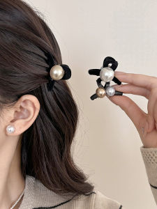 Elegant Pearl Half Updo Hair Clip Womens High-End Feeling Bangs Side Clip Princess Style Braiding Mini Shark Clip Hair Accessories