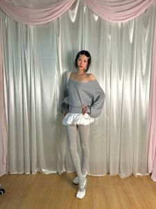 Bellygoood Original สีเทา ปาดไหล่ สั้นบาง เสื้อสเว็ตเชิ้ต ผู้หญิง ฤดูร้อน พรางหุ่น เสื้อท่อนบน คุณภาพ ผ้าฝ้าย โพลีเอสเตอร์ Blend