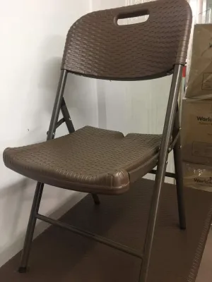 PERSONAL FOLDABLE TABLE or CHAIR
