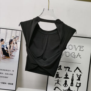 เสื้อยืดกีฬาแขนสั้นเซ็กซี่แบบมีแผ่นรองหน้าอกสำหรับผู้หญิง ทรงเข้ารูป เสื้อกั๊กออกกำลังกาย ใส่กลางแจ้ง