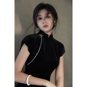 Retro Black Silk Velvet Cheongsam Slimming