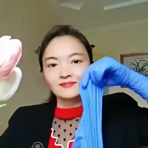 Sarung Tangan Nitril 1 box isi 100 Pelindung Tangan Kotoran Bakteri Kuman Industri Dapur Makanan Safe Steril Vinyl Nitrile Blend Glove Powder Free Latex Free Non Sterile Disposable 1x pakai Small Medium Large XL Detailing Mobil Hitam Pink Biru Sekolah