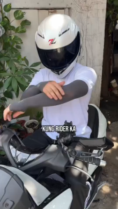 SOLOEVER Arm Sleeves Cycling Basketball Sun Protection Upf50+ Anti-Ultraviolet Sleeves Cool Cooling Water Repellent