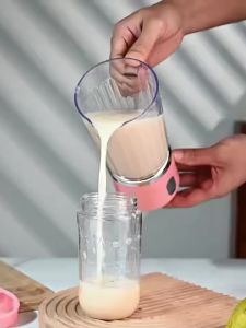 800ml Big Cup Electric Juicer Blender One-Button Operation USB Charging Portable Ice Fruit Smoothie Maker