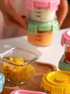 (ซื้อ 3 แถม 1 ฟรี) COD กล่องแก้วเก็บอาหารอาหารทารกแช่แข็ง ถ้วยแก้วใส่อาหาร กล่องเก็บอาหารเด็ก เข้าไมโครเวฟได้ ขนาด140ml