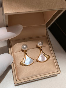 CAFFTI | Premium 999 Silver Freshwater Pearl Earrings