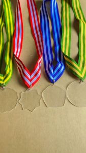 Set Medali Akrilik Kosongan Plus Tali Siap Pakai | isi 10pcs