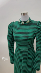 Green Puff Sleeve Formal Dress – Elegant Beaded Collar Midi for Office & Party