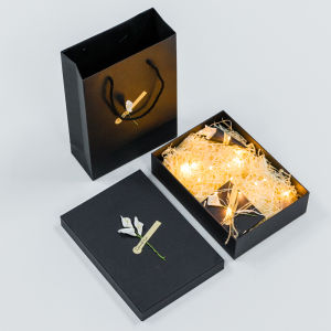 กล่องของขวัญวันเกิดขนาดใหญ่ กล่องลิปสติกขนาดเล็ก กล่องของขวัญวันเกิดสำหรับผู้ชายและผู้หญิง กล่องเปล่า กล่องน้ำหอม ของขวัญที่ระลึก