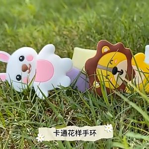 【Buy 1 Free 1】Plant Essential Oil Adult Mosquito Repellent Bracelet Summer Outdoor Children Cartoon Mosquito Repellent Bracelet Clasp