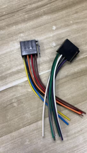 1Pair Universal Female ISO Wiring Harness Car Radio Adaptor Connector Wire Plug Kit