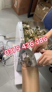 Máy xay nghiền dược liệu nấm linh chi tam thất siêu mịn AGF260 làm mát bằng phao nước