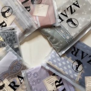 Hijab Segi Empat Azara Oskara Motif Laser Cut Packing Pouch