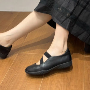 FANGXI | Vintage Style Rounded Toe Low Heel Cross Strap Flats