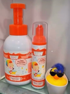 pout Care Blueberry Shampoo (250ml) & Yuzu Face & Body Foam (500ml) – Kids Shampoo & Body Foam Bundle