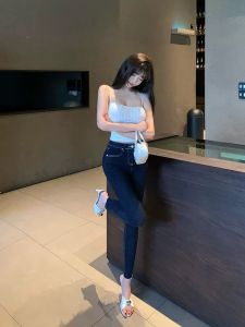 Womens Slim Fit Jeans High Waist Cotton Stretch Denim Soft Small Foot Elastic with Hip Enlarging Pad Casual Style Zipper Closure