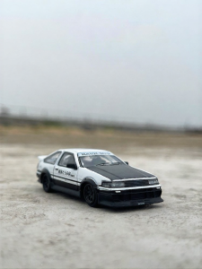 Wide-body Version Car Model with Shock Absorption 1/64