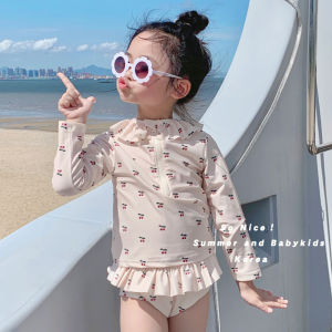 เดนมาร์ก KS ชุดว่ายน้ำเด็กรุ่นเชอร์รี่ชุดว่ายน้ำกันแดดแขนยาวแยกชิ้นสำหรับเด็กหญิงชุดว่ายน้ำสไตล์ตะวันตกน่ารักสำหรับเด็กวัยกลางและวัยโต