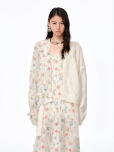 XIAOLI | Autumn 3D Flower Embroidered Spliced Knit Cardigan