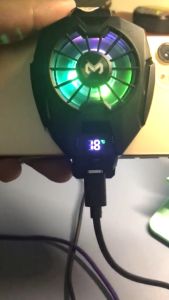Quạt Tản Nhiệt Điện Thoại Memo DL05 Chơi PUBGFFLiên Quân - Siêu Lạnh Hiển Thị Nhiệt Độ Kẹp Thu 2 Chiều Làm mát bằng sò lạnh dưới 10°C