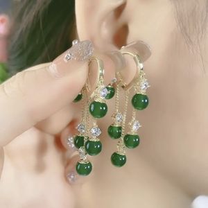 Elegant Green Eight-Faceted Ear Cuffs Gold Plated Small Batch Design 2025 Cats Eye Stone Cheongsam Tassel Earrings Womens Fashion Jewelry