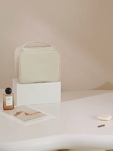 【SG STOCK】 Divided Makeup Organizer Bag | Portable Handheld Bag | Oxford Cloth Toiletry & Makeup Bag