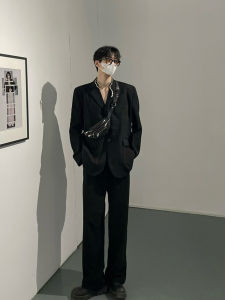 เสื้อเบลเซอร์ผู้ชายสไตล์อิตาลีลําลองโดย Youlin แฟชั่นเล็บระดับไฮเอนด์ Western Wear คอแบนแขนยาวฤดูใบไม้ผลิ