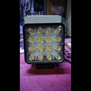 LAMPU PROYEK MIKA PUTIH SOROT KUNING LED 16 MATA KOTAK 48 WATT 65 MM