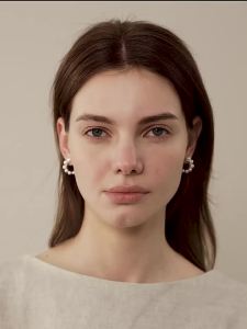 Helas | Pearl Arc-shaped Earrings 14K Gold Light Track