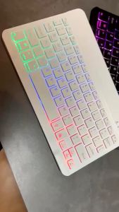 คีย์บอร์ดไทย คีย์บอร์ดและเมาส์ Bluetooth ไร้สายแบบ Backlit พร้อมไฟ LED สำหรับ Pad Laptop Android Tablet