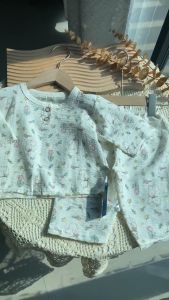 เสื้อผ้าเด็ก กางเกง พิมพ์ลายน่ารักๆ ชุดนอนเด็ก 5 ส่วน เสื้อผ้าเด็ก เสื้อ + กางเกง ขนาด 80-110