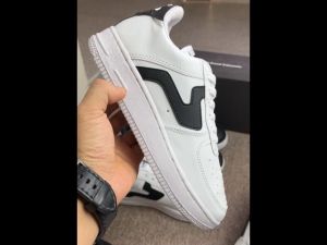 Sepatu sneakers pria dan wanita low triple WHITEpremiumsepatu PUTIH lis hitamsekolahkerjacasual