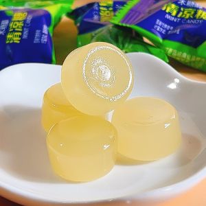 Xin Kang Jia Bao Xylitol Mint Coconut Flavor Hard Candy Fresh Breath Snacks Popular Fruit Flavored Candy Sugar Free Traditional Candy