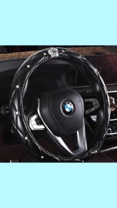 Bọc vô lăng D-Cut đính full đáđính đá thiên nga cao cấp cho xe elentra Seltos Suzuki XL7 tạo điểm nhấn cho xế yêu size 38cm