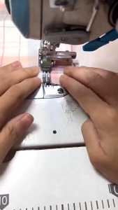 Adjustable Sewing Machine Presser Foot Three-Wheel Roller Wheel Zipper Presser Foot