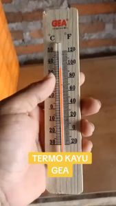 Wood wall hang thermometer Pine Wood Material Thermometer Hygrometer for egg incubator aquarium