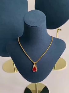High-end Jewelry Display Stand Metal Base Portrait Necklace Rack Metal Holder Earring Vintage Photo Frame Earring Display Props