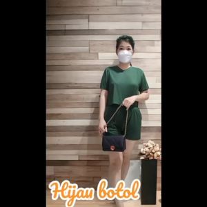 Setelan Croptop & Celana Pendek Spandek Rayon Warna-Warni